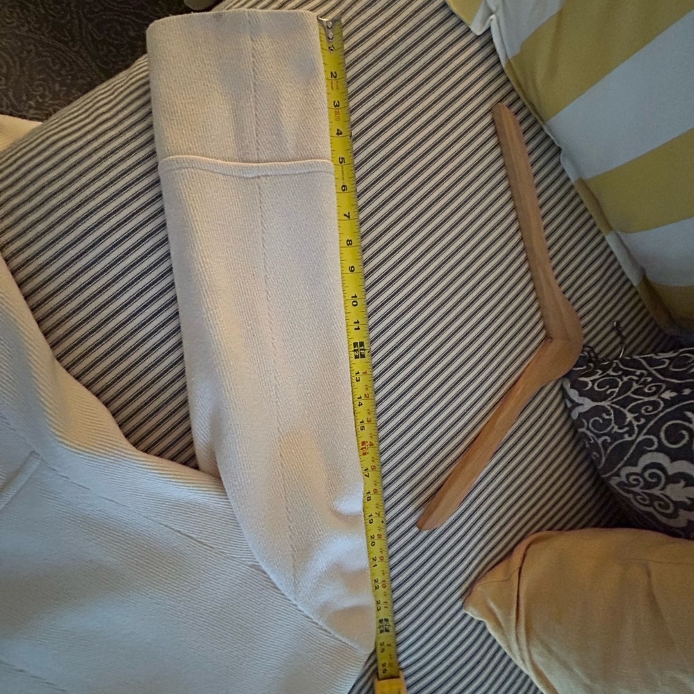 Ivory/crème coat - Picture 8 of 9